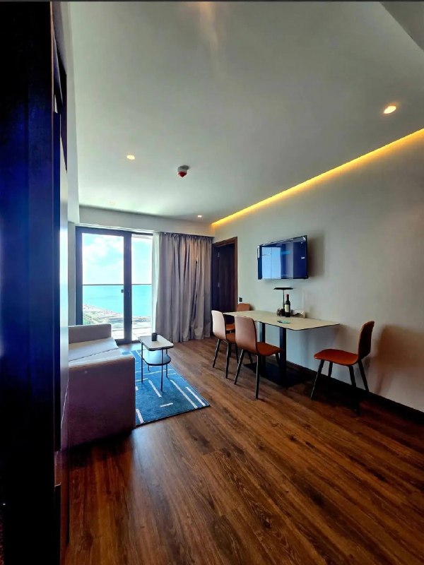 Commercial 55.3 m², 2 rooms — photo 2