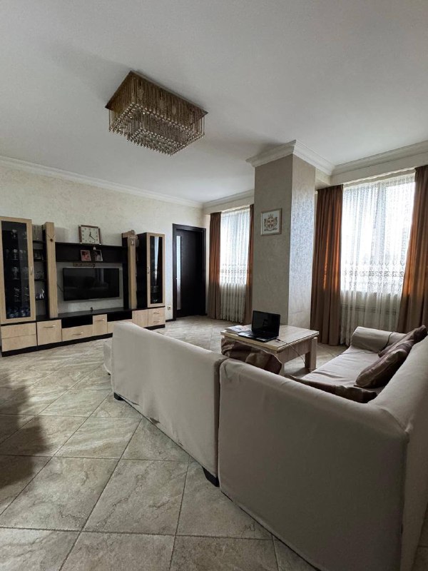 Apartment 112 m², 4 rooms — photo 2