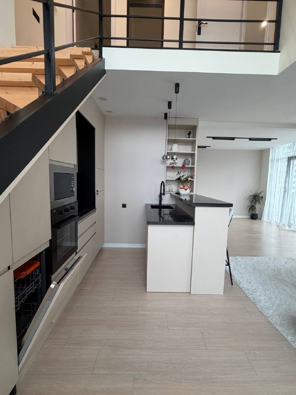 Apartment 95 m², 3 rooms — photo 3