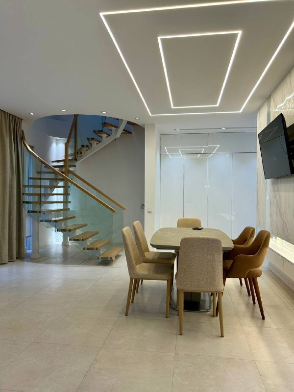 Apartment 115 m², 3 rooms — photo 2