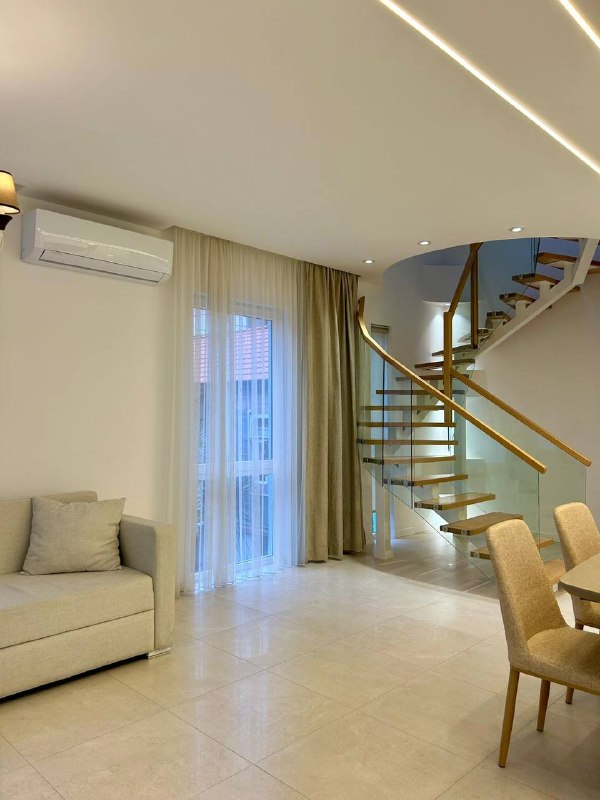 Apartment 115 m², 3 rooms — photo 3