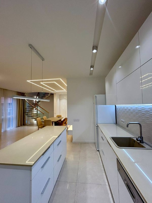 Apartment 115 m², 3 rooms — photo 5