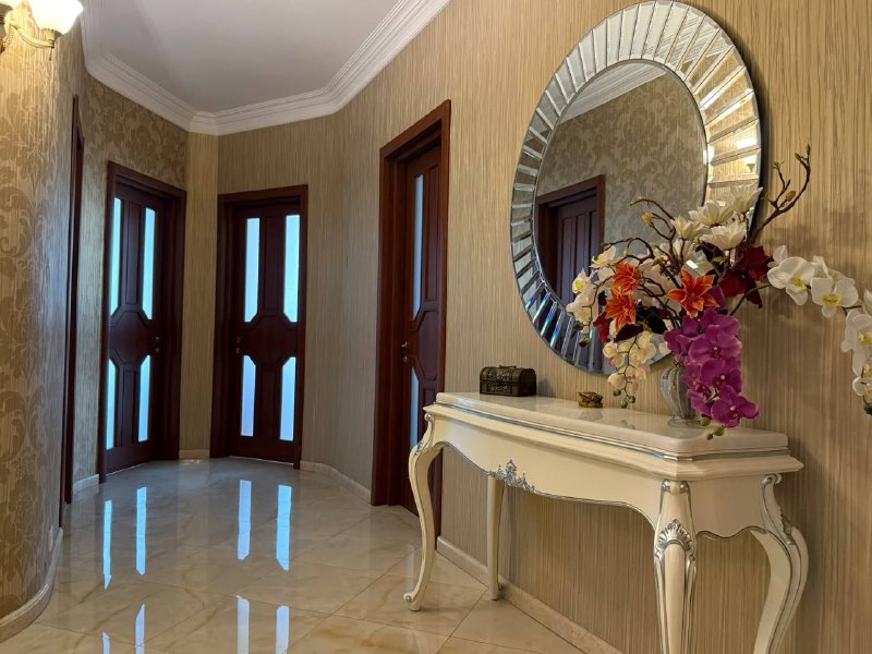 Apartment 170 m², 3 rooms — photo 3