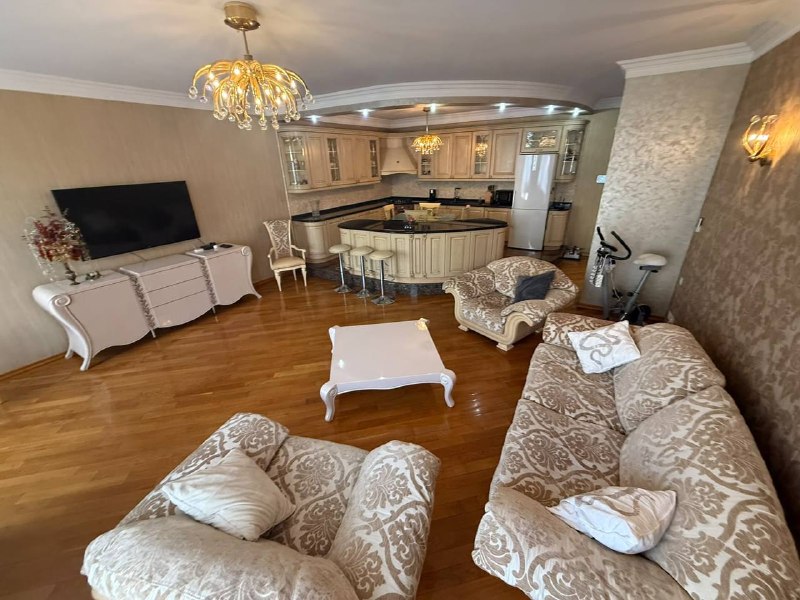 Apartment 170 m², 3 rooms — photo 4