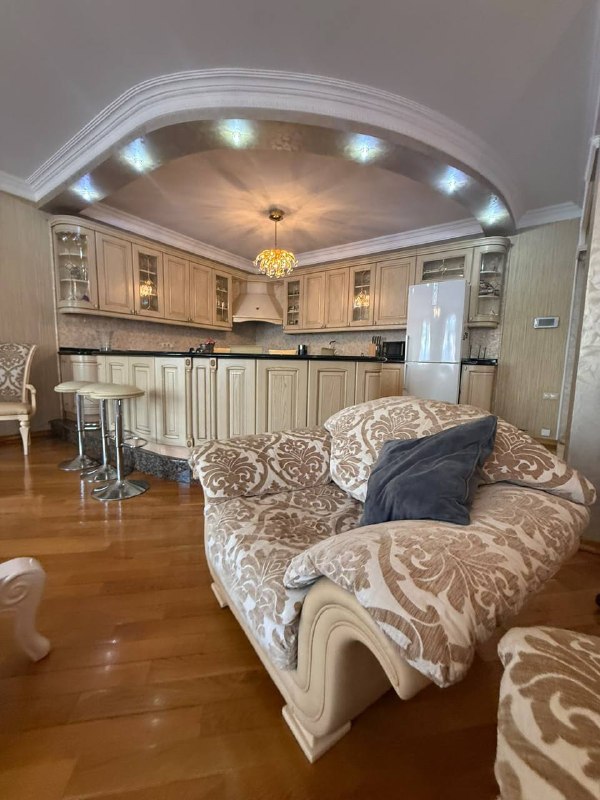 Apartment 170 m², 3 rooms — photo 5
