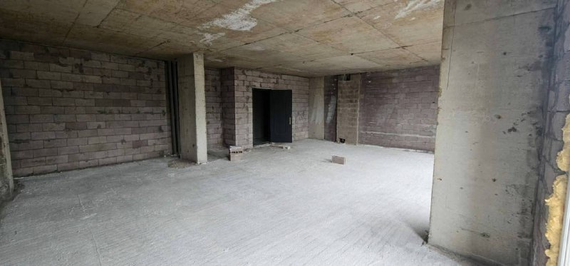 Apartment 80 m², 3 rooms — photo 3