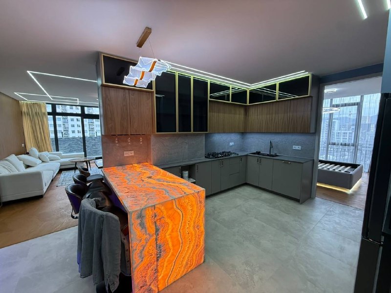 Apartment 133 m², 5 rooms — photo 1