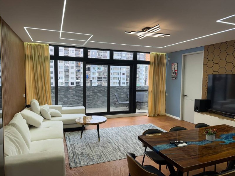 Apartment 133 m², 5 rooms — photo 2