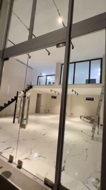 Commercial 75 m² — photo 3