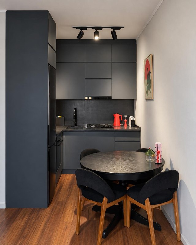 Продаётся 1-bedroom с новым ремонтом и большой лоджией — фото 2