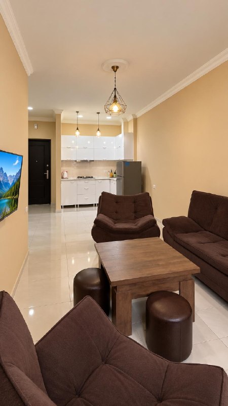 Продаётся 1-bedroom в центре Батуми с видом во двор — фото 4