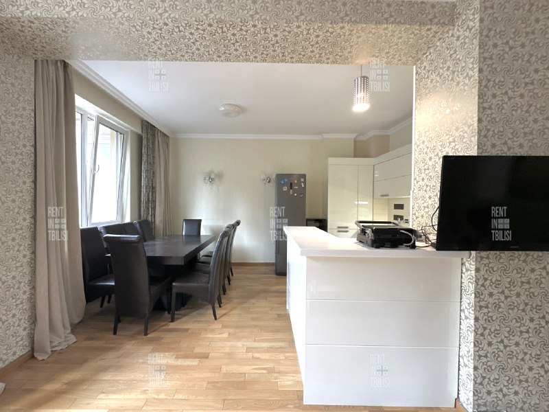 Apartment, 3 bedrooms · Saburtalo — photo 4