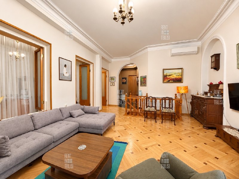 Apartment, 2 bedrooms · Mtatsminda — photo 2
