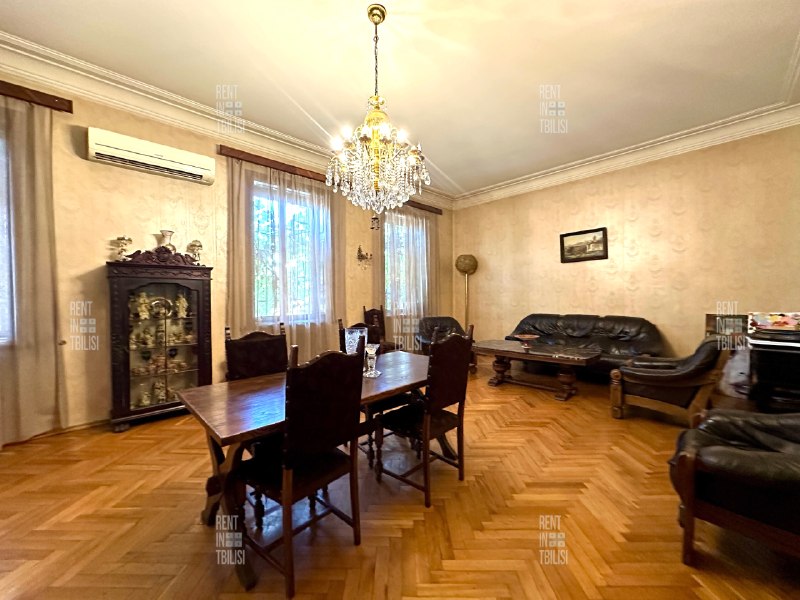 Коммерческая, 3 спальни · Ваке — фото 1