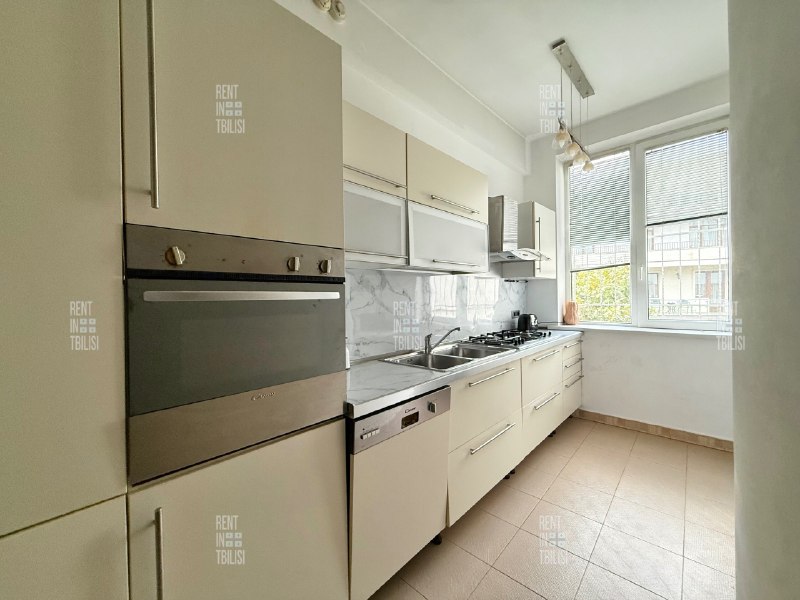 Apartment, 2 bedrooms · Vake — photo 4