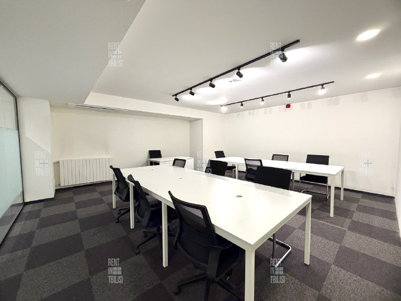 Commercial, 3 bedrooms · Saburtalo — photo 3