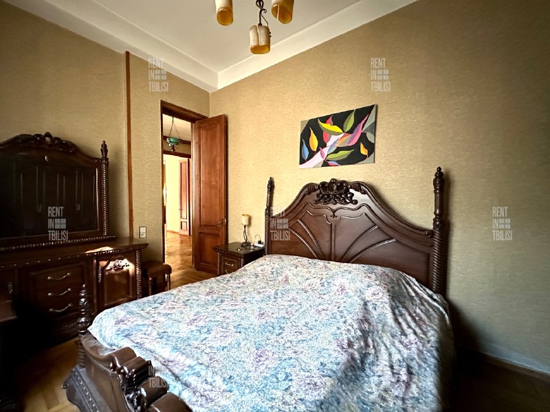 Commercial, 3 bedrooms · Vake — photo 3