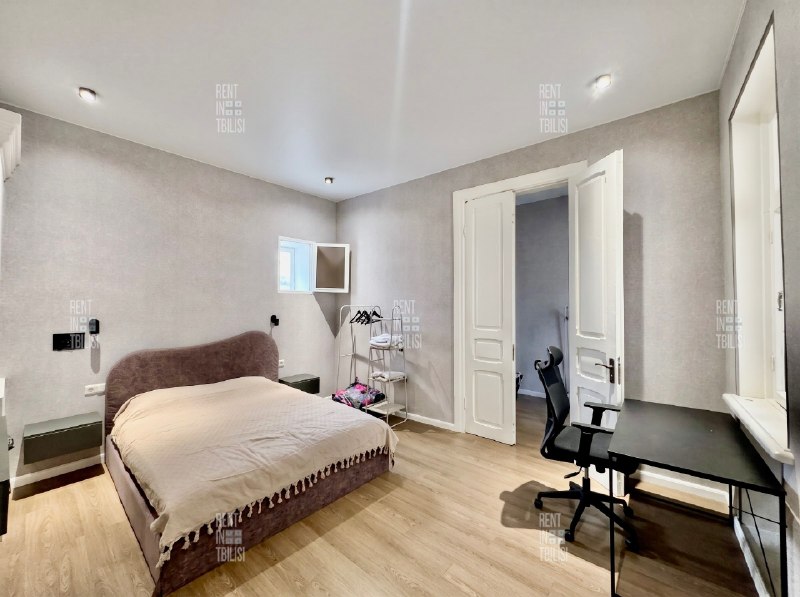 Apartment, 2 bedrooms · Mtatsminda — photo 5