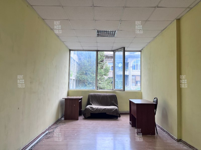 Commercial · Vera — photo 2