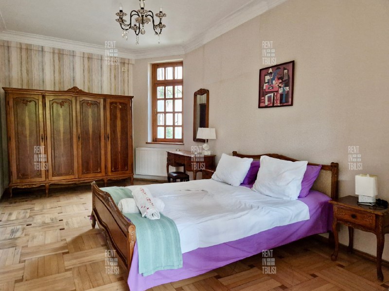 Apartment, 2 bedrooms · Mtatsminda — photo 1