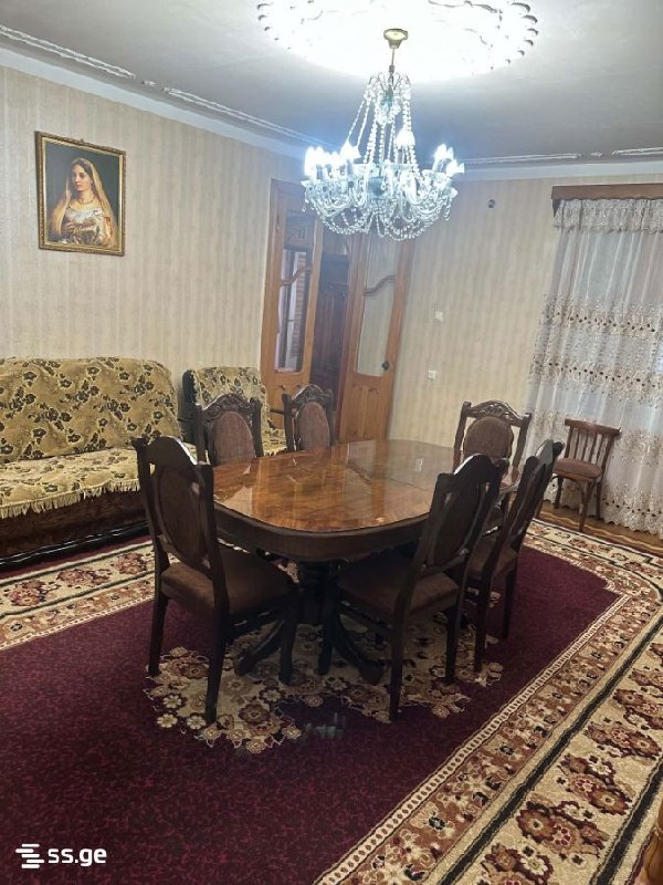 Квартира, 3 спальни — фото 1