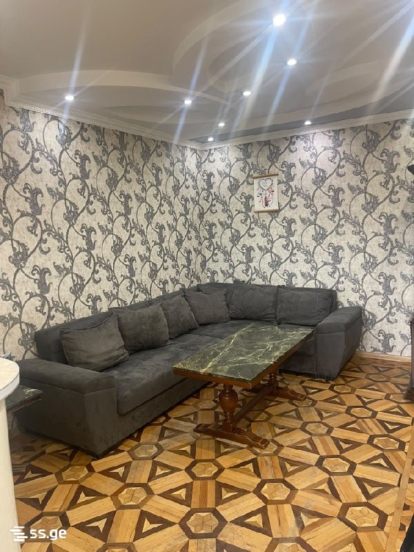 Квартира, 3 спальни — фото 1