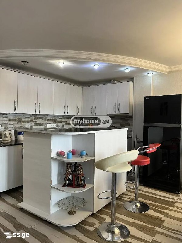 Квартира, 3 спальни — фото 3