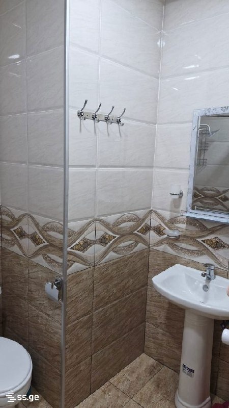 Квартира, 3 спальни — фото 1